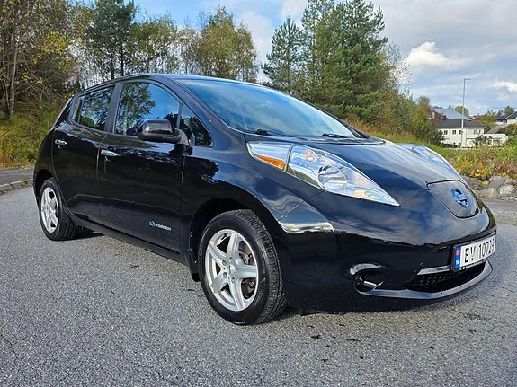 Nissan Leaf 2015 photo 3