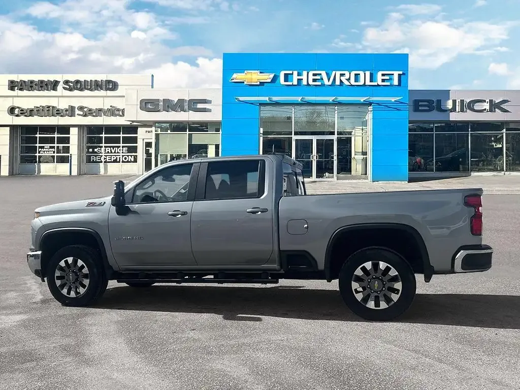Chevrolet Silverado 2500 2024 photo 2
