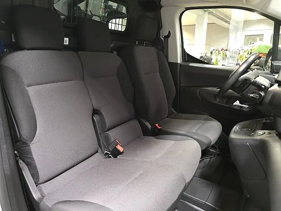 Peugeot Partner 2024 photo 2
