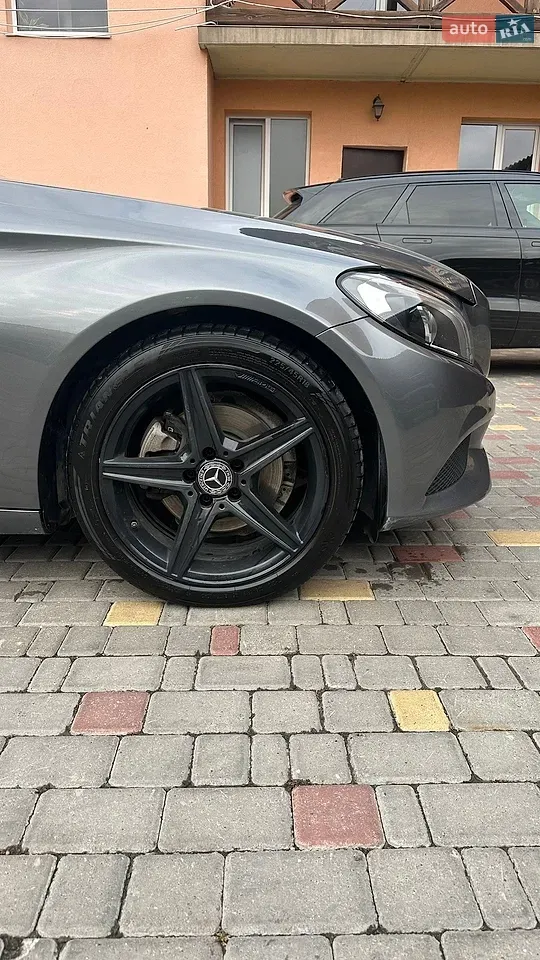 Mercedes-Benz C-Class 2017 photo 3