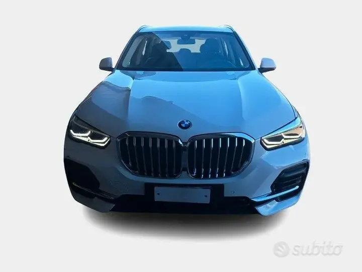 BMW X5 2022 photo 2
