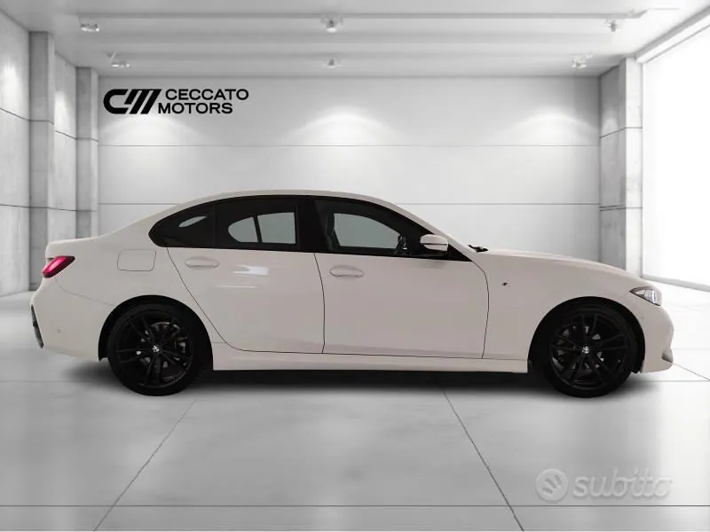 BMW 3 Series 2023 photo 3