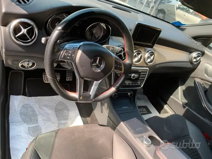 Mercedes-Benz Cla 2015 photo 2