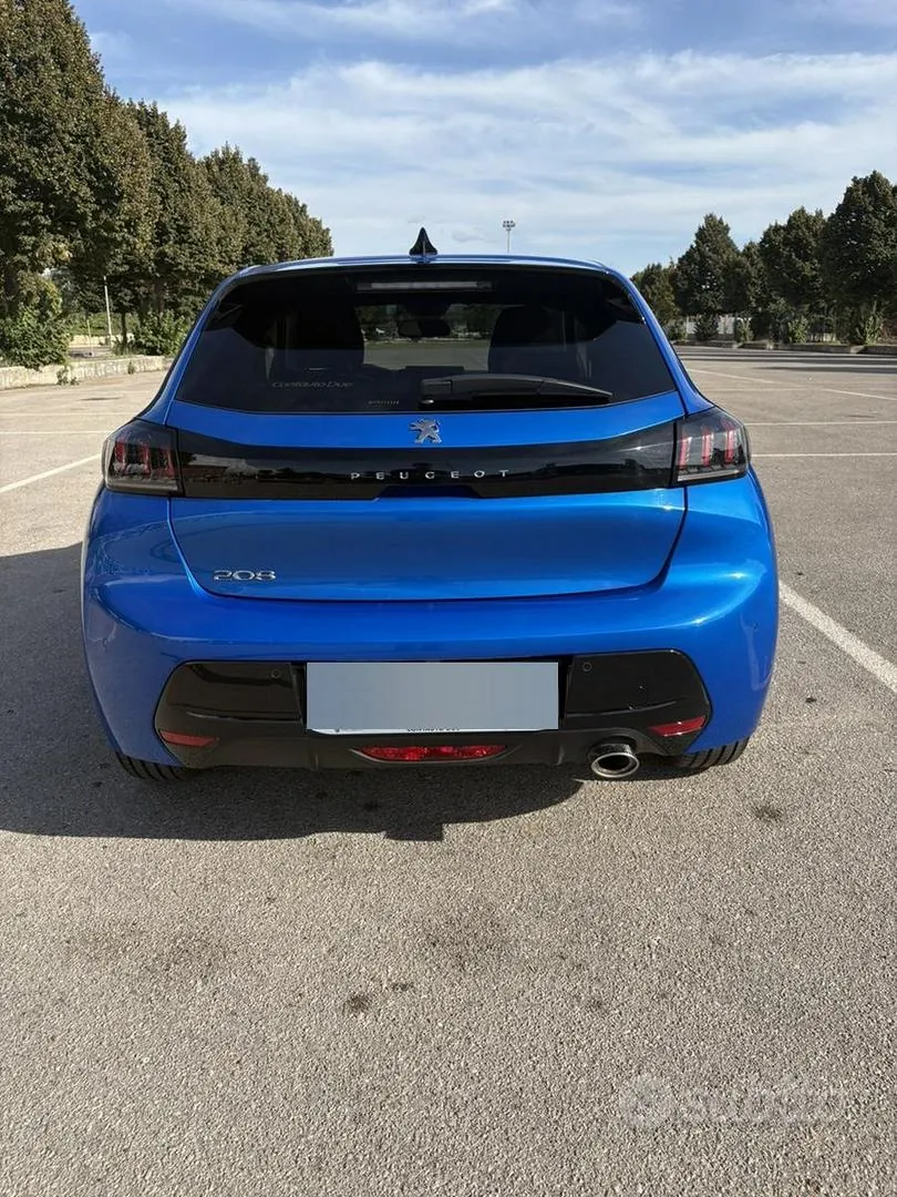 Peugeot 208 2023 photo 4