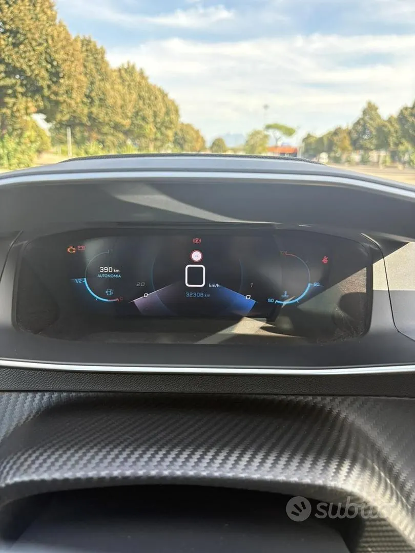 Peugeot 208 2023 photo 5