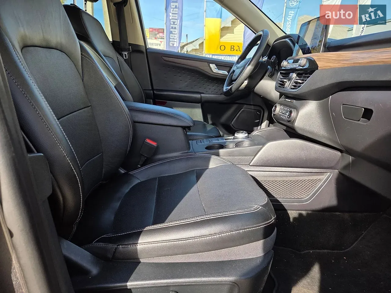 Ford Escape 2020 photo 3