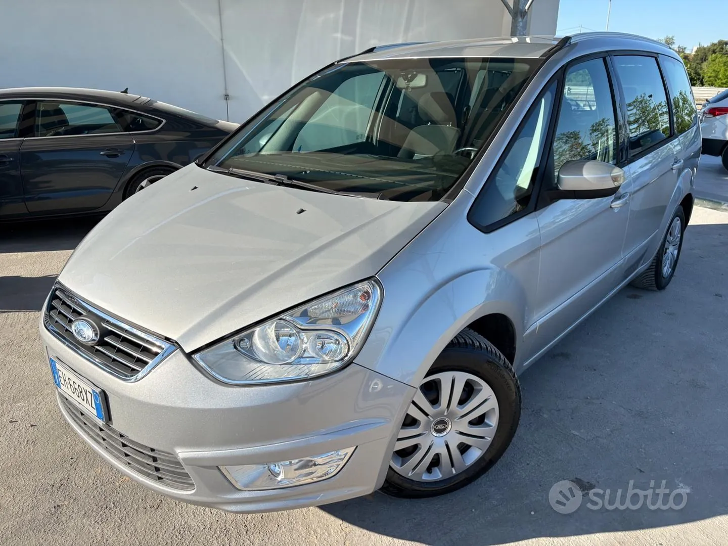 Ford Galaxy 2011 photo 5
