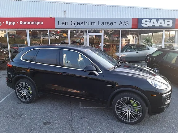 Porsche Cayenne S 2015 photo 3