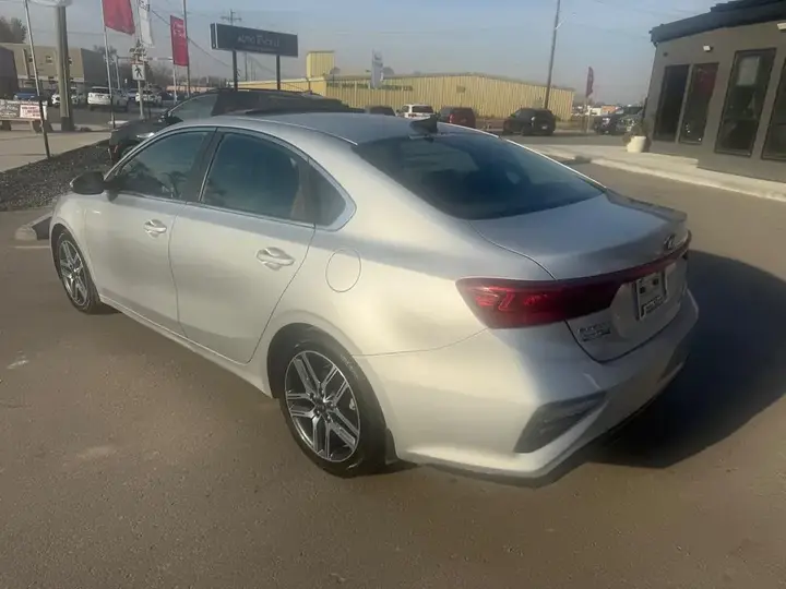 Kia Forte 2020 photo 3