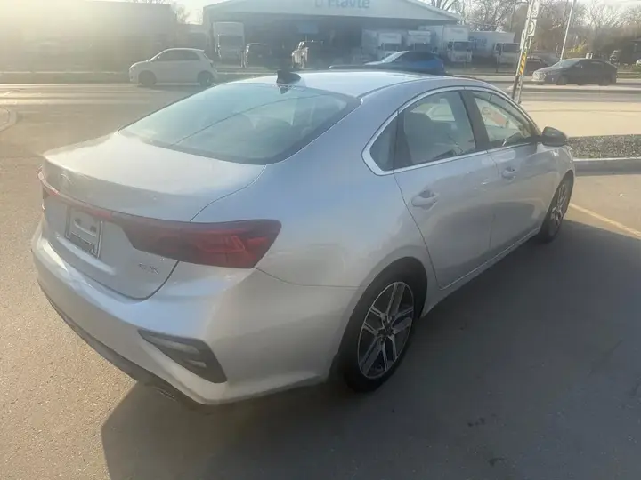 Kia Forte 2020 photo 5