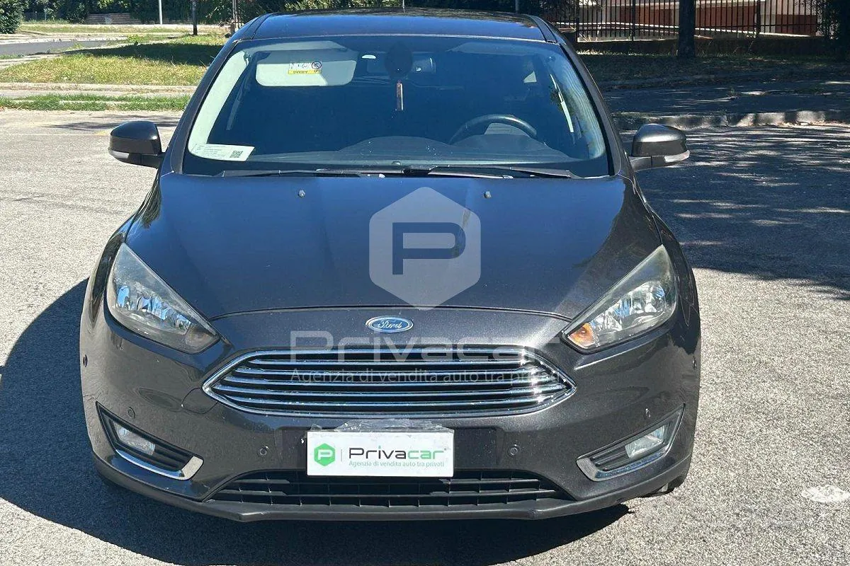 Ford Focus 2015 photo 2