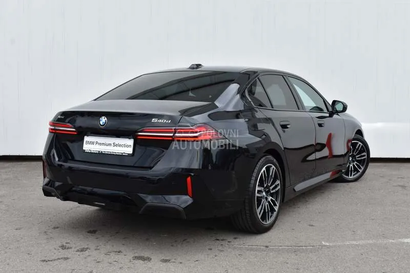 BMW 540 2026 photo 2