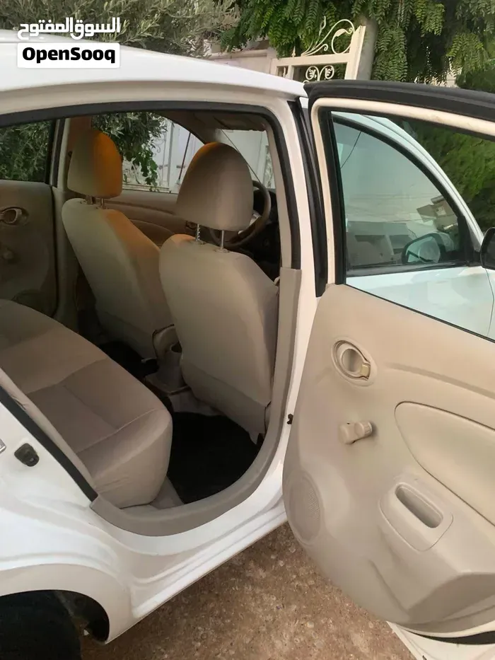 Nissan Sunny