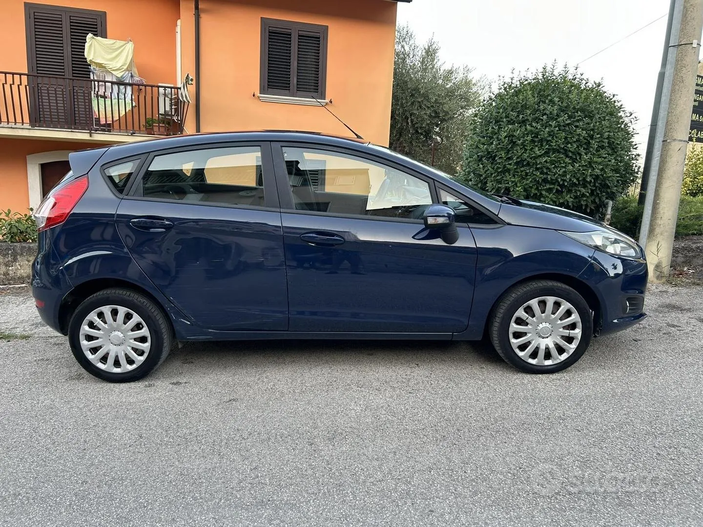Ford Fiesta 2014 photo 3