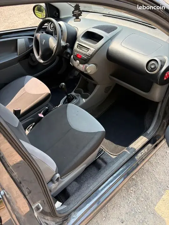 Peugeot 107 2007 photo 3