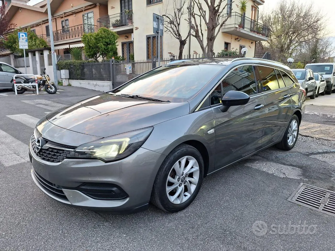 Opel Astra 2021 photo 3