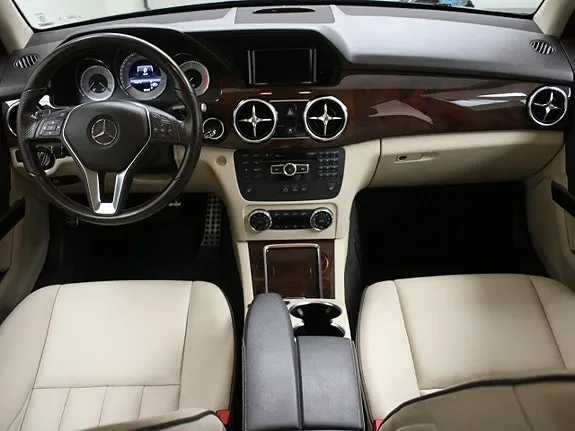 Mercedes-Benz Glk Class 2013 photo 3