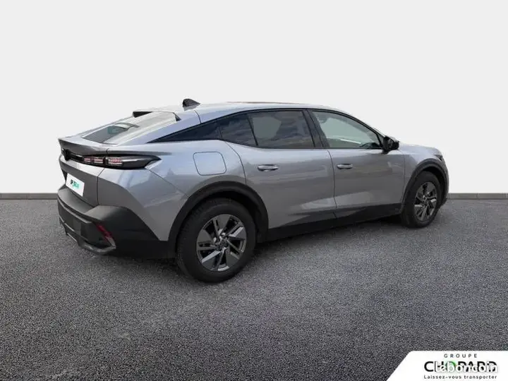 Peugeot 408 2024 photo 3