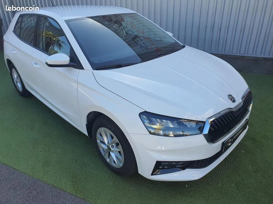 Skoda Fabia 2024 photo 4