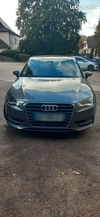 Audi A3 2015 photo 2
