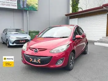 Mazda Demio 2013 photo 4