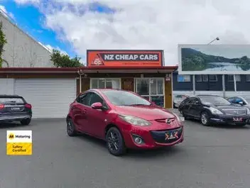 Mazda Demio 2013 photo 2