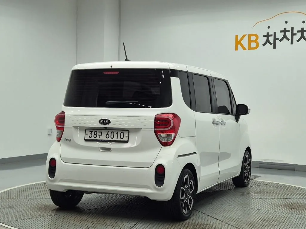 Kia Ray 2018 photo 3