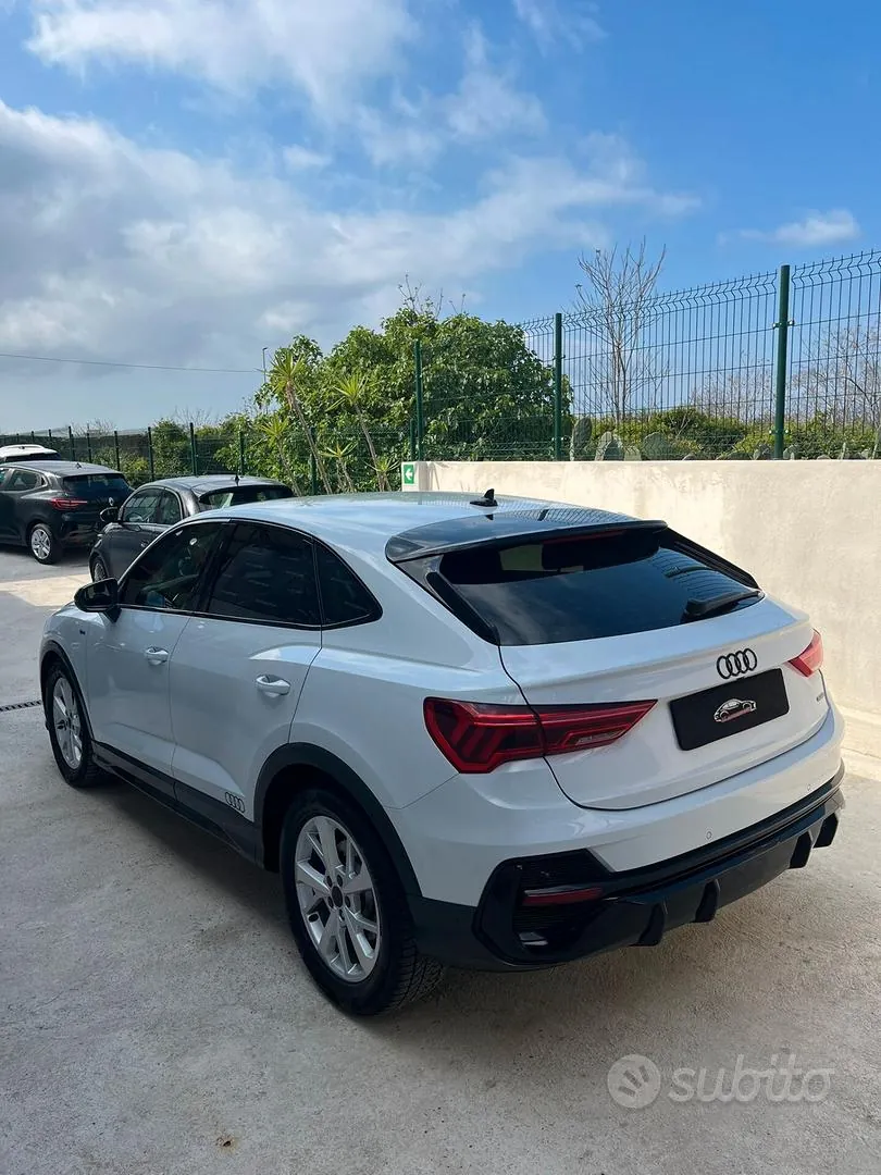 Audi Q3 2021 photo 4