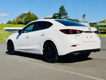 Mazda Axela 2013 photo 4