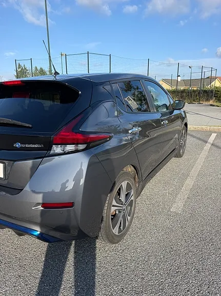 Nissan Leaf 2021 photo 3