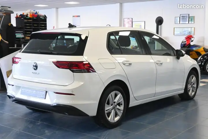 Volkswagen Golf 2023 photo 4