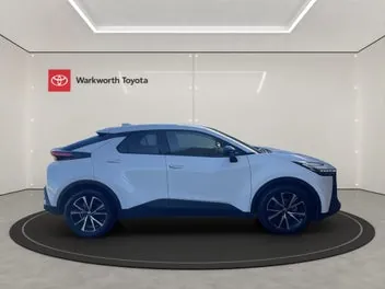 Toyota C-Hr 2025 photo 3