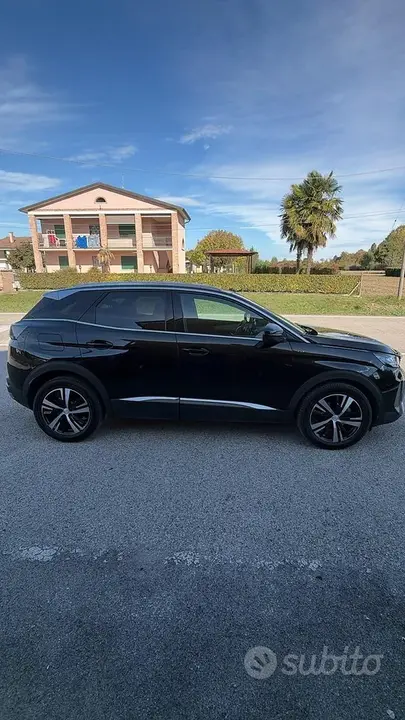 Peugeot 3008 2023 photo 4