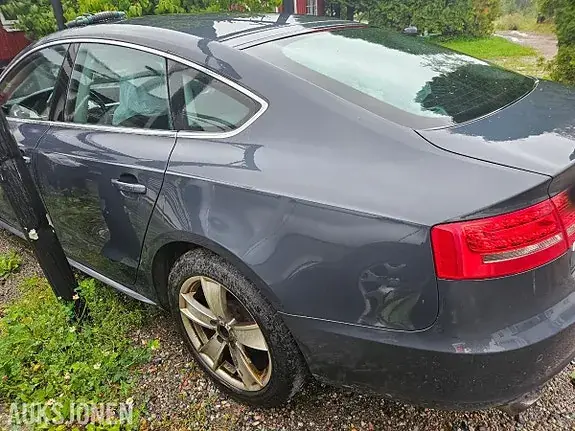 Audi A5 2010 photo 4