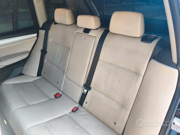 BMW X3 2012 photo 4