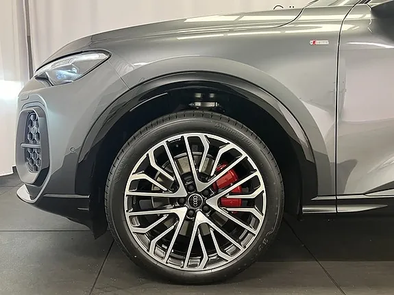 Audi Q5 2025 photo 3