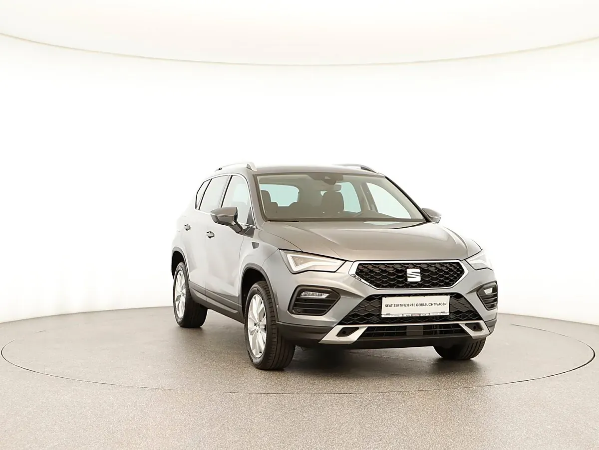 Seat Ateca 2023 photo 2