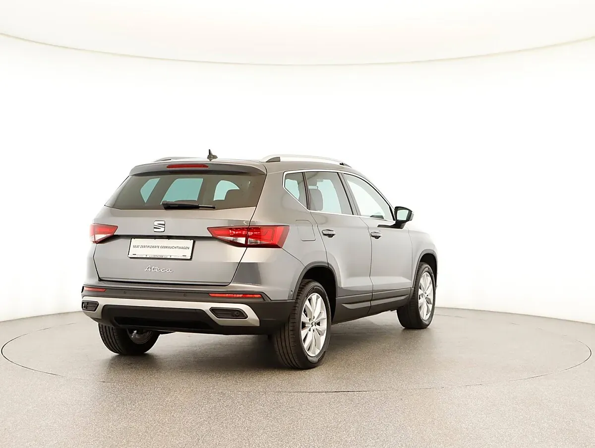 Seat Ateca 2023 photo 3