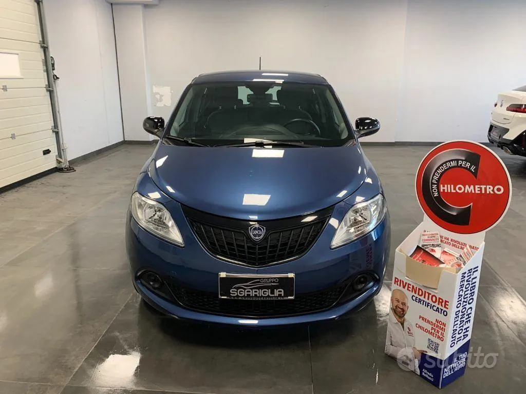 Lancia Ypsilon 2023 photo 2