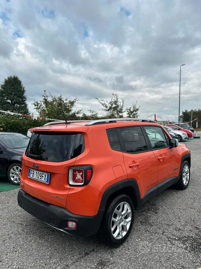 Jeep Renegade 2015 photo 4