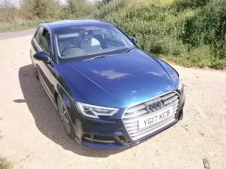 Audi A3 2017 photo 3