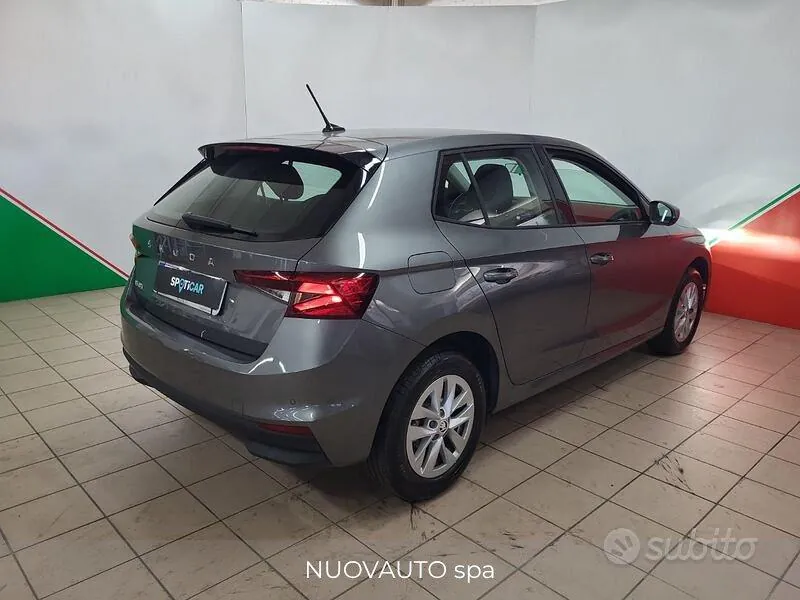 Skoda Fabia 2023 photo 4