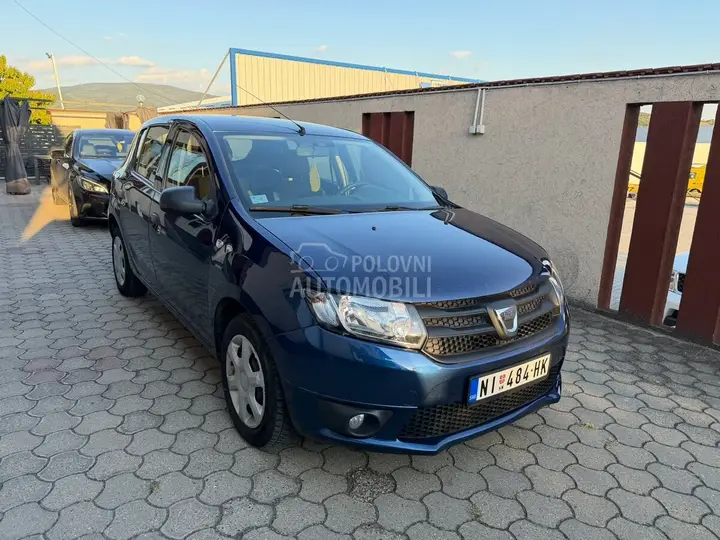 Dacia Sandero 2015 photo 2