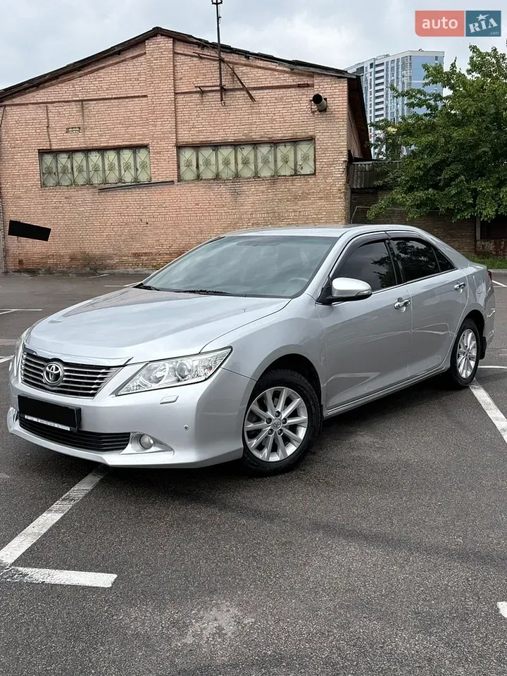 Toyota Camry 2012 photo 2