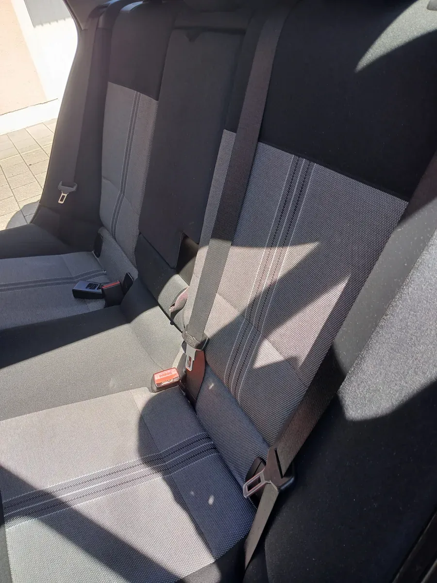 BMW X1 2012 photo 3