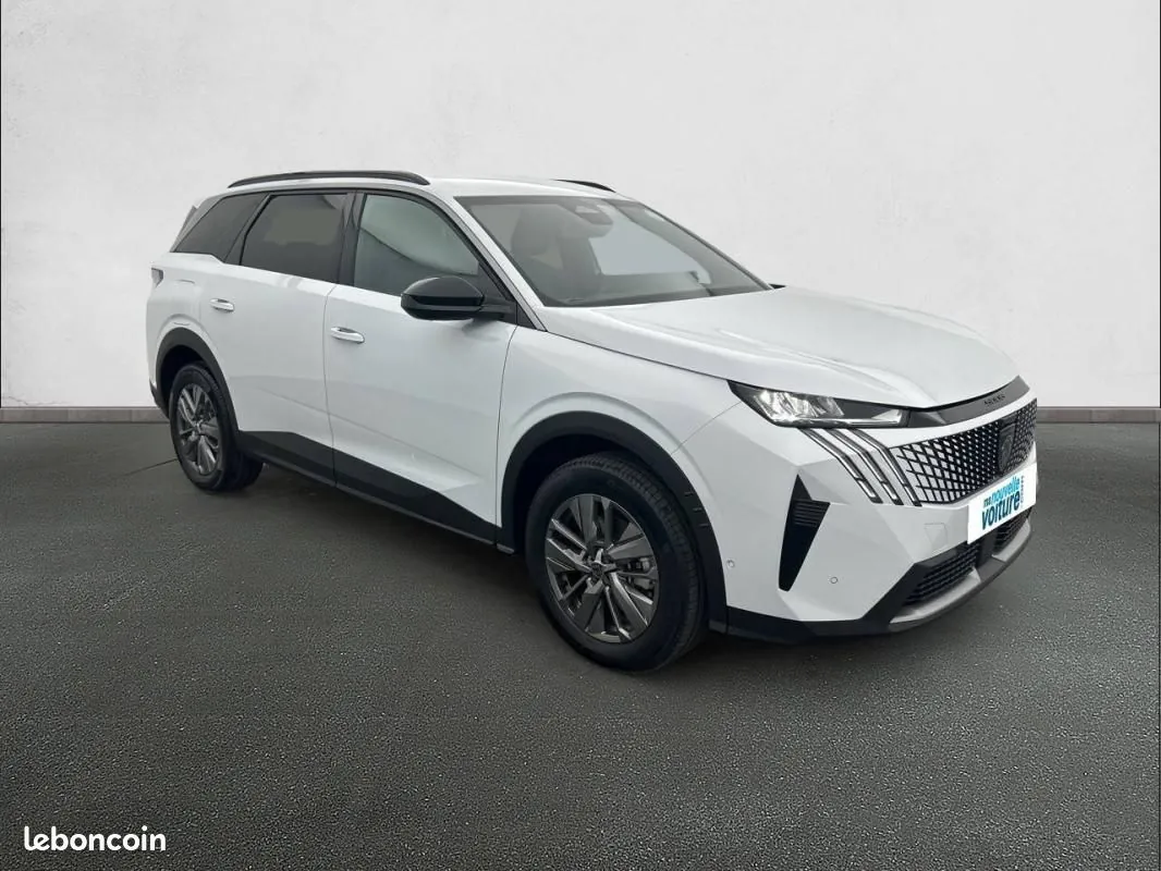 Peugeot 5008 2025 photo 3