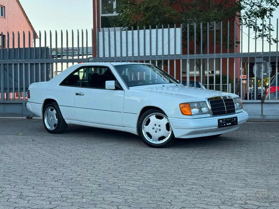 Mercedes-Benz 300 Ce
