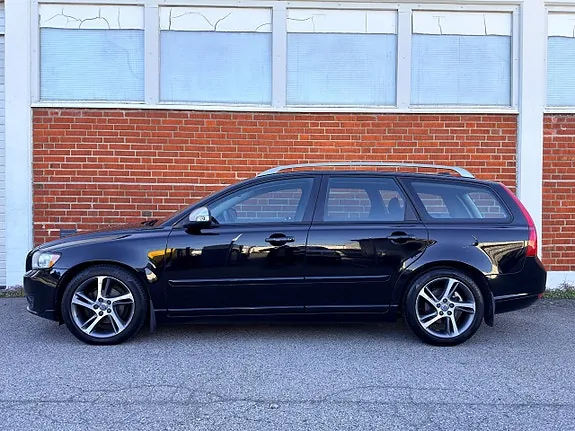 Volvo V50 2012 photo 2