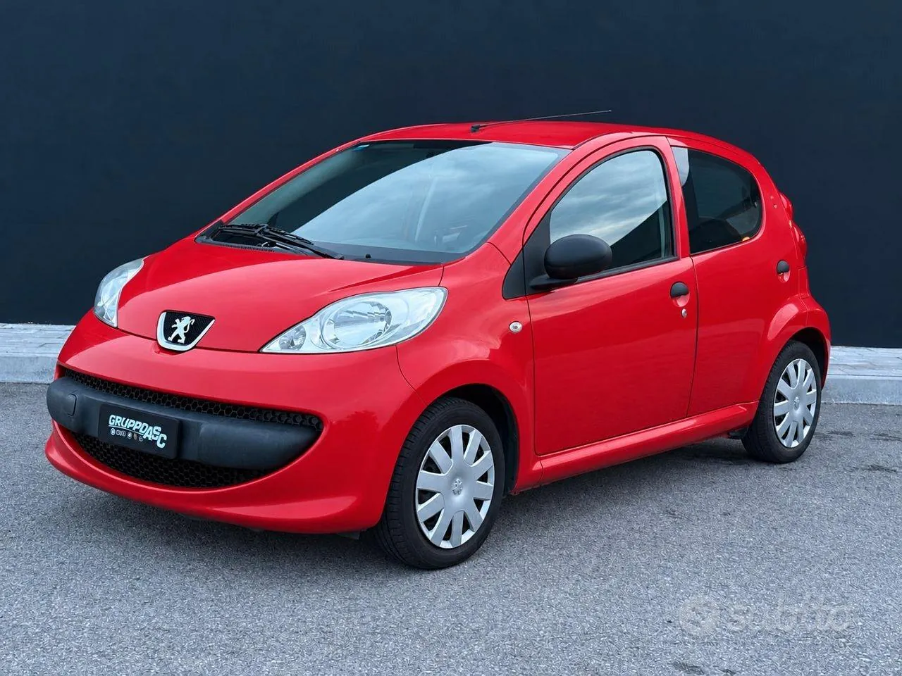 Peugeot 107 2008 photo 2