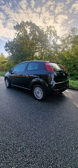 Fiat Punto 2006 photo 2